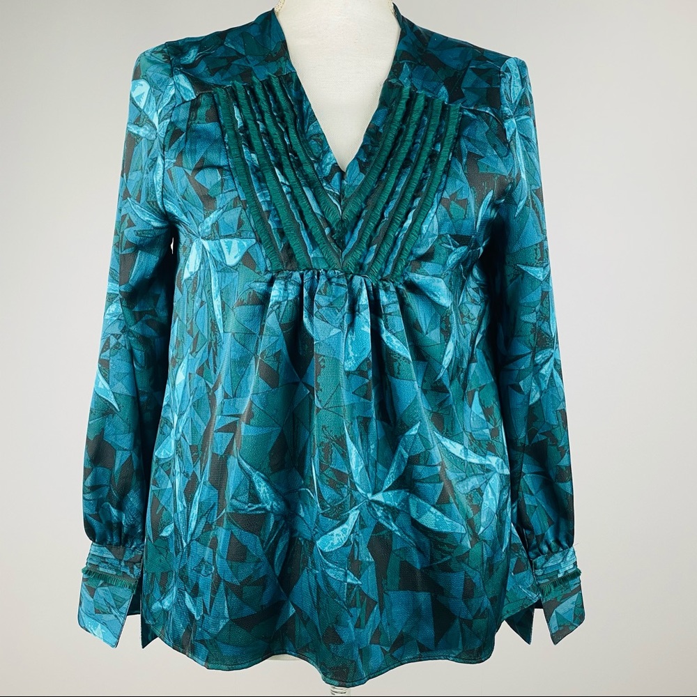 H by Halston Peacock All Over Leaves Blouse - Picture 2 of 10